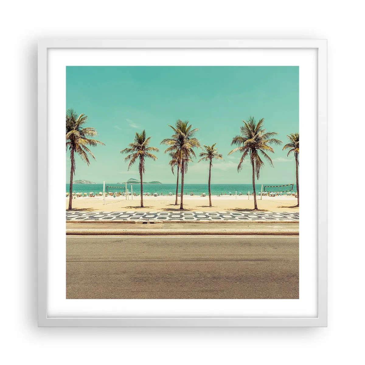 Poster in einem weißen Rahmen - Beim Bewachen des Strandes - 50x50 cm