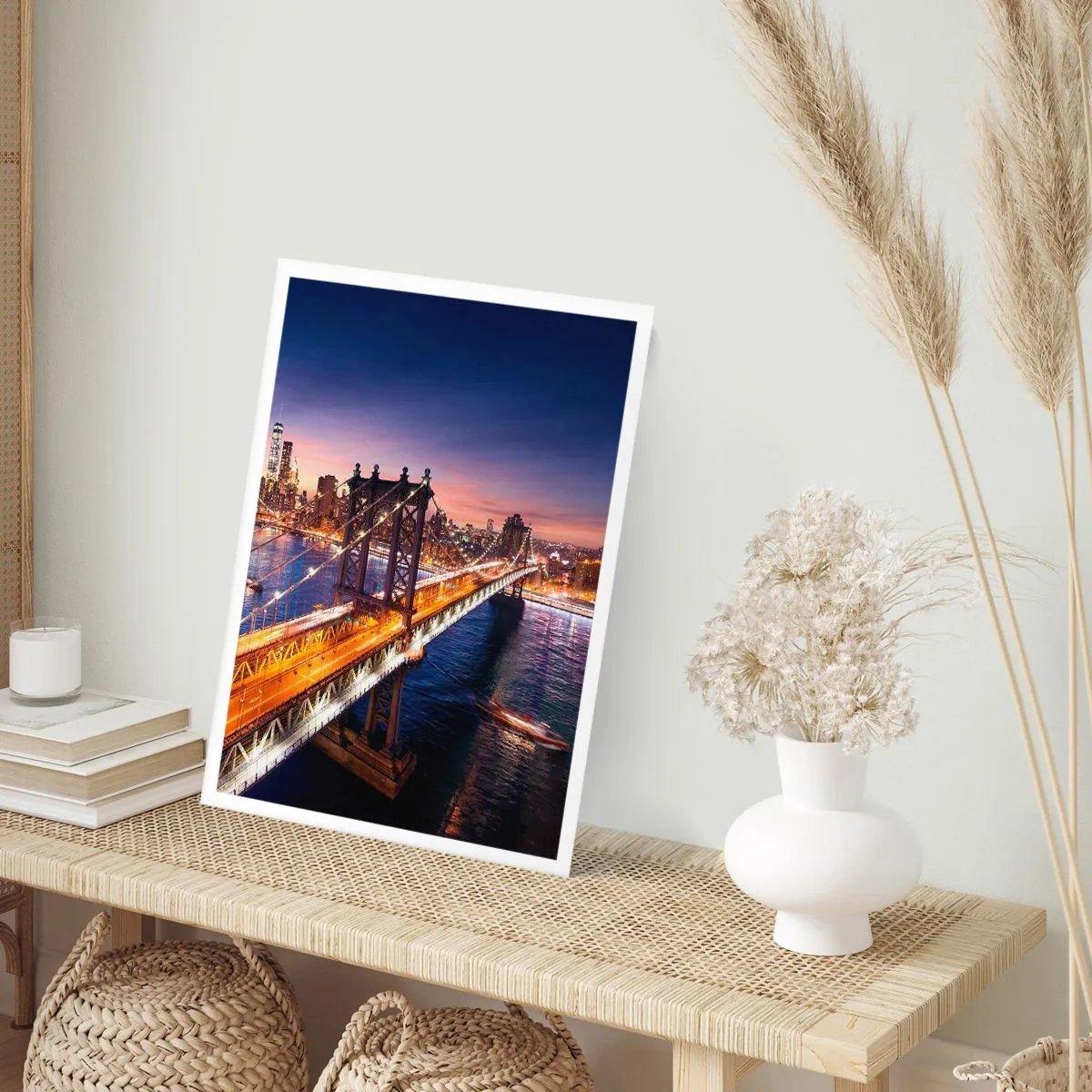 Poster - Eine leuchtende Brücke zum Herzen der Stadt - 70x100 cm