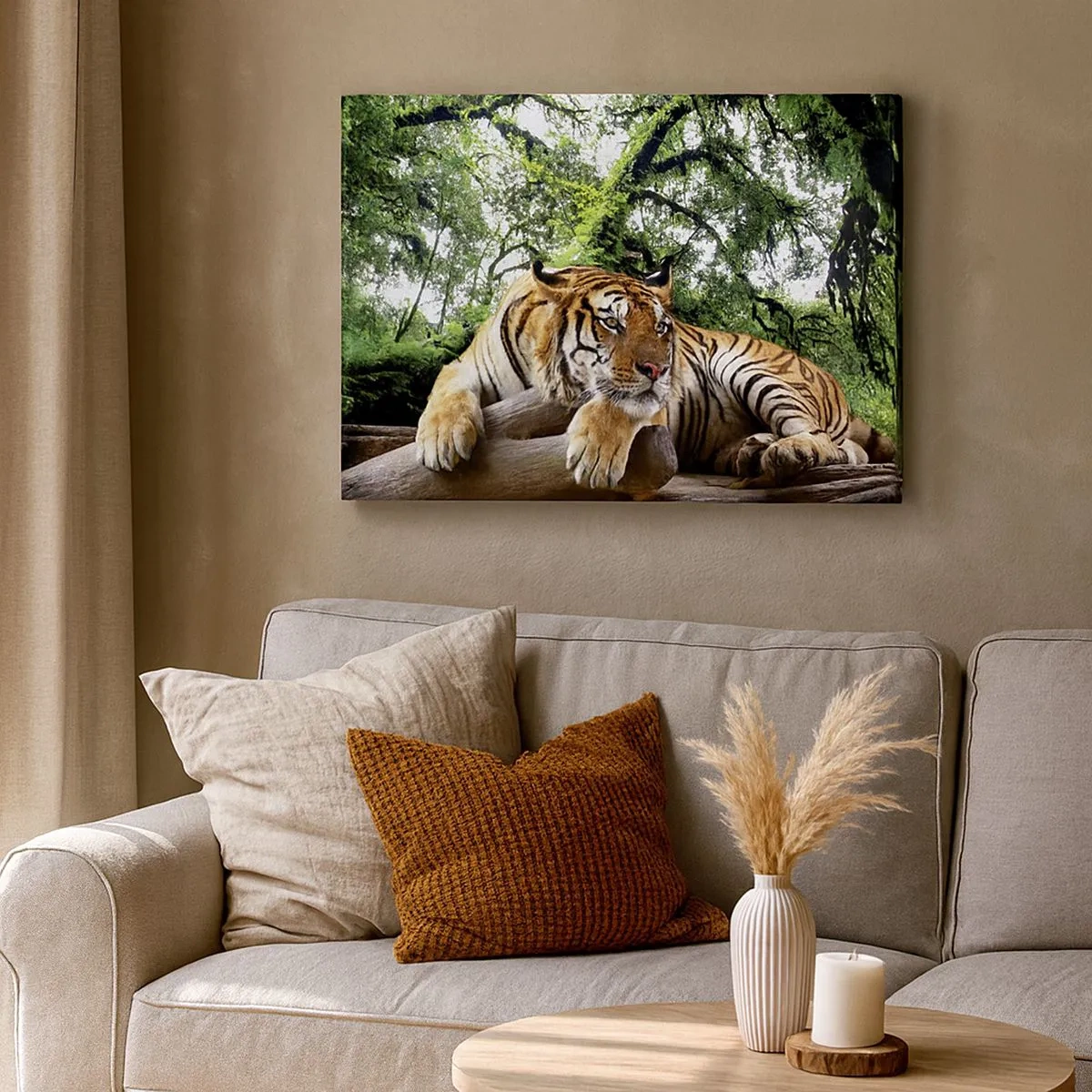 Bild auf Leinwand - Leinwandbild - Ein Tiger ruht in einem tropischen Wald - 70x50cm - Hochachtungsvoll - Moderne Wanddekoration für Wohnzimmer und Schlafzimmer ARTTOR
