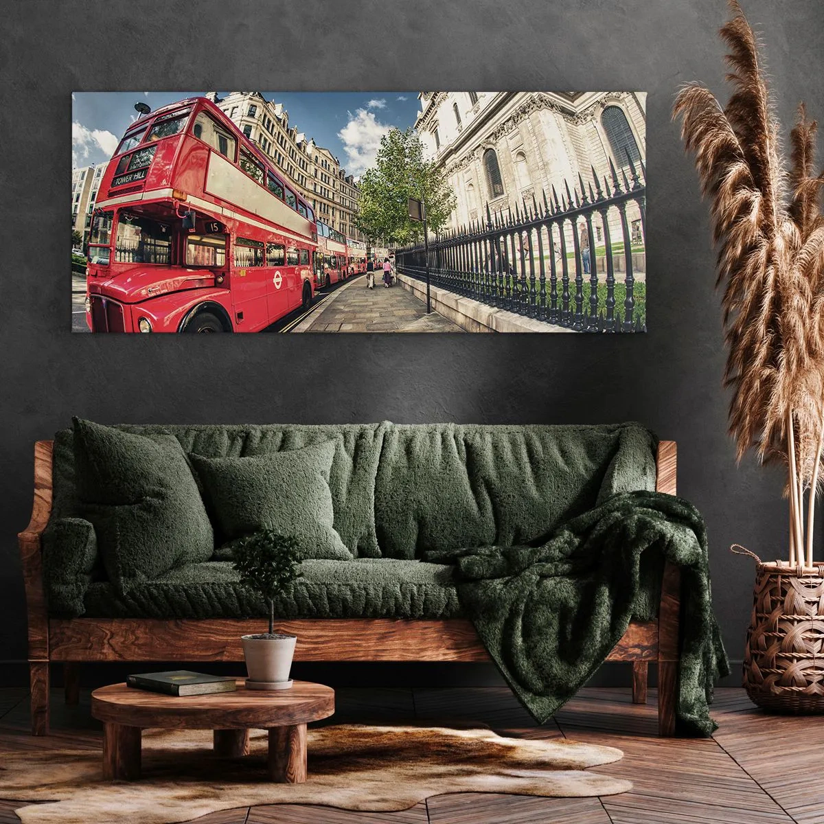 Bild auf Leinwand - Leinwandbild - Roter Doppeldeckerbus in London in der Nähe der Straße und der Kathedrale - 140x50cm - Londoner Straße in Grau und Rot - Moderne Wanddekoration für Wohnzimmer und Schlafzimmer ARTTOR