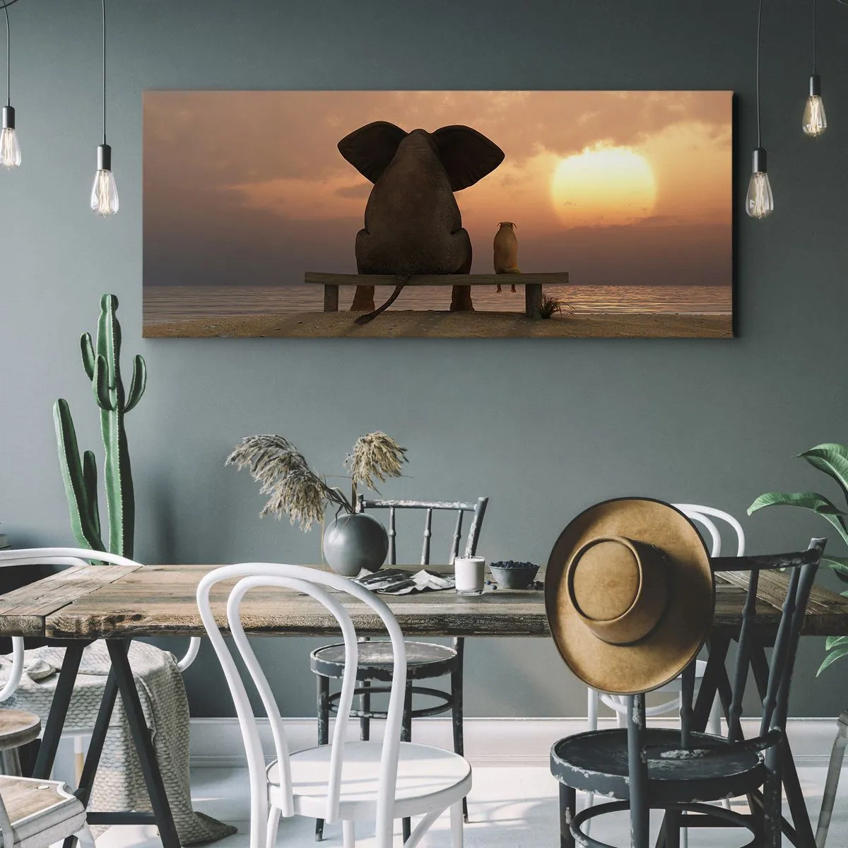 Bild auf Leinwand - Leinwandbild - Ein Elefant und ein Hund sitzen während des Sonnenuntergangs auf einer Bank am Strand. - 140x50cm - Es tut gut zusammen zu schweigen - Moderne Wanddekoration für Wohnzimmer und Schlafzimmer ARTTOR