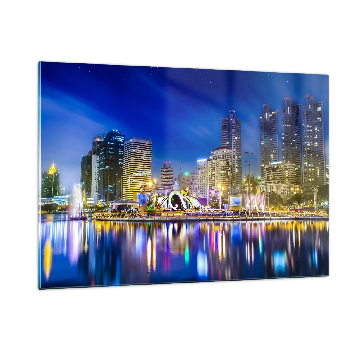 Glasbild - Bild auf glas - Panorama der Stadt bei Nacht mit den im Wasser reflektierten Lichtern - 120x80cm - Metropolis bei Regenbogennacht - Moderne Wanddekoration für Wohnzimmer und Schlafzimmer ARTTOR