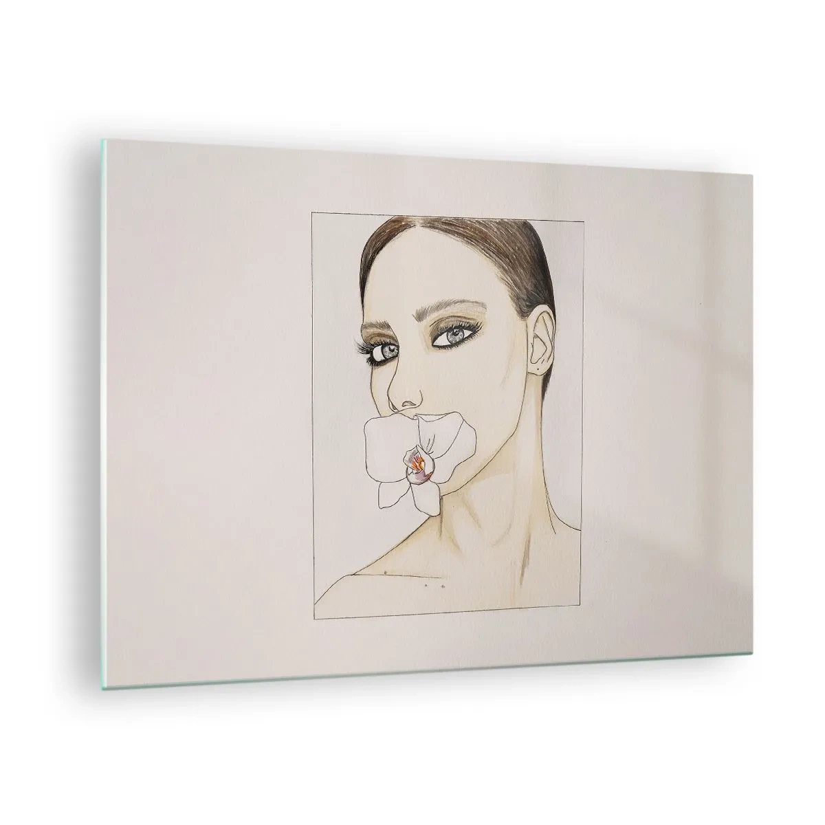 Glasbild - Bild auf glas - Porträt einer Frau mit einer Orchidee im Mund vor hellem Hintergrund - 70x50cm - Ein Symbol für Eleganz und Schönheit - Moderne Wanddekoration für Wohnzimmer und Schlafzimmer ARTTOR