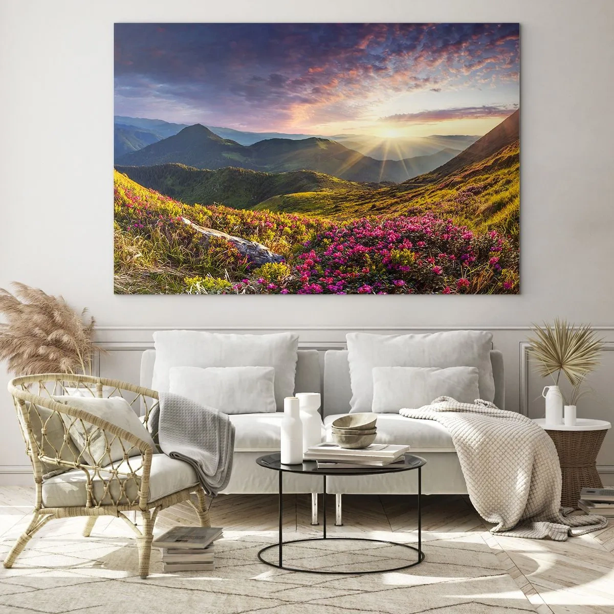 Glasbild - Bild auf glas - Berglandschaft bei Sonnenaufgang mit blühenden Blumen - 120x80cm - Frische am Bergmorgen - Moderne Wanddekoration für Wohnzimmer und Schlafzimmer ARTTOR