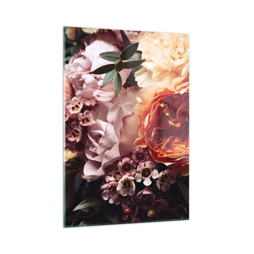 Glasbild - Bild auf glas - Eine Nahaufnahme einer Komposition aus Rosen, Nelken und kleinen Blumen. - 50x70cm - Eingehüllt in Schönheit - Moderne Wanddekoration für Wohnzimmer und Schlafzimmer ARTTOR