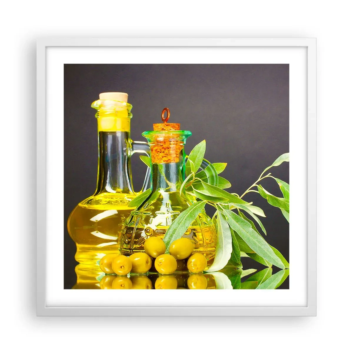Poster in einem weißen Rahmen - Stillleben mit Oliven und Olivenöl - 50x50 cm