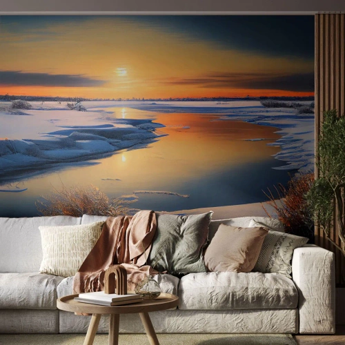 Fototapete Premium Sand - Ein schneebedeckter Fluss im Schein eines Wintersonnenuntergangs - 100x70cm - Wintersonnenuntergang - Moderne Wanddekoration für Wohnzimmer und Schlafzimmer ARTTOR