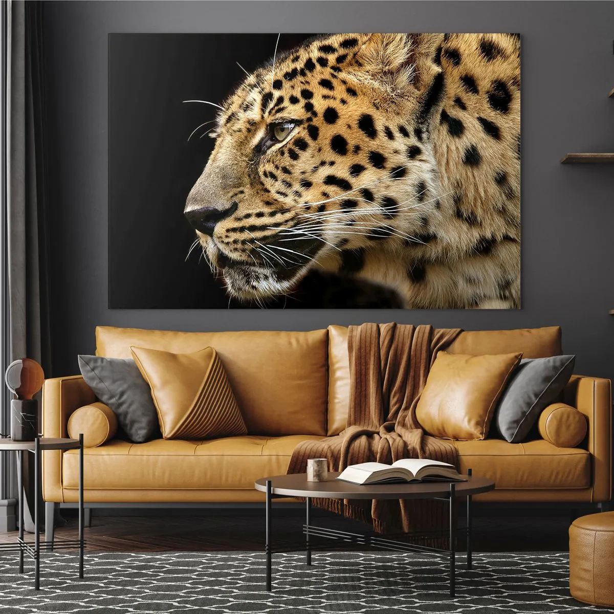 Glasbild - Bild auf glas - Profil eines Leoparden auf schwarzem Hintergrund - 120x80cm - Ruhig, fokussiert, bereit - Moderne Wanddekoration für Wohnzimmer und Schlafzimmer ARTTOR