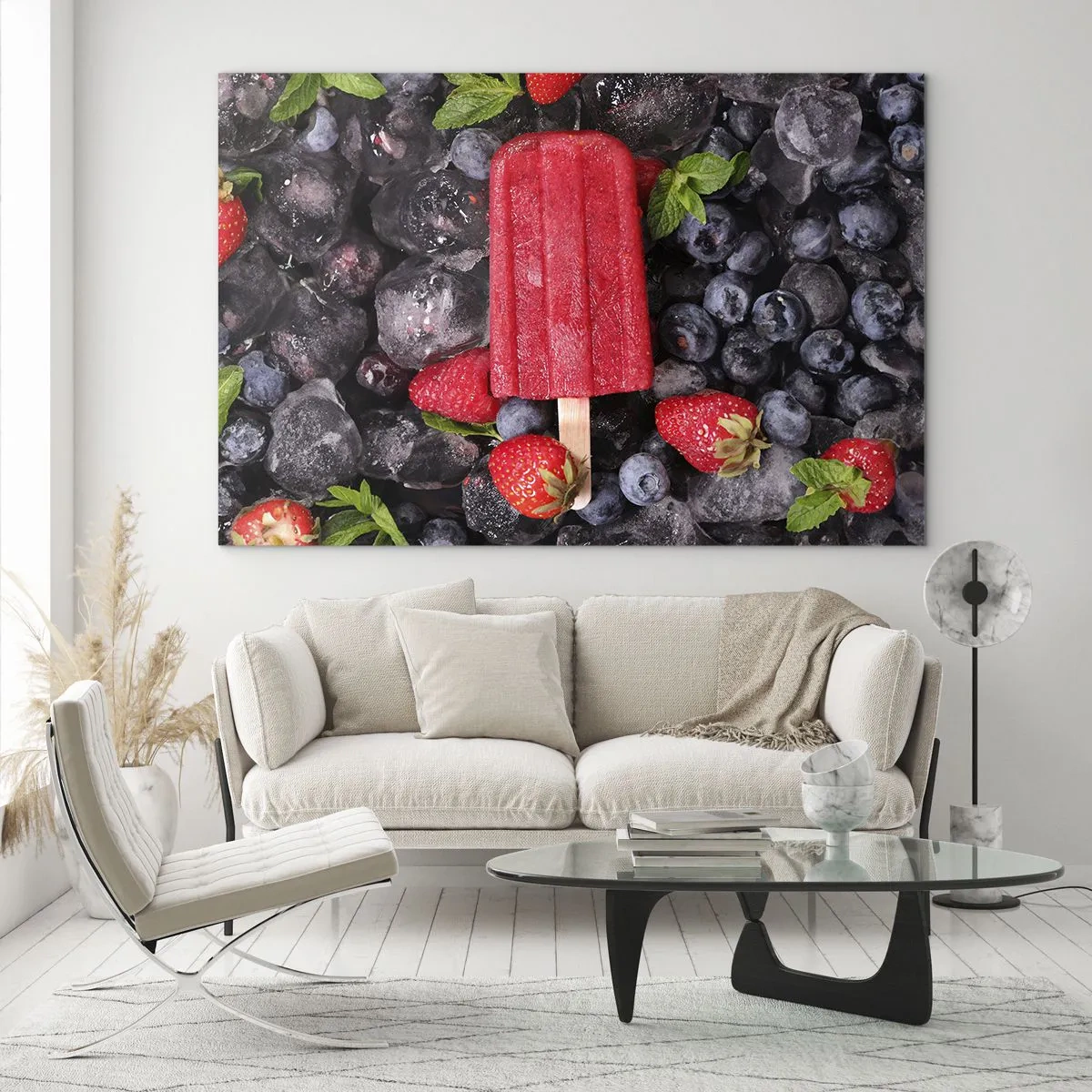 Glasbild - Bild auf glas - Ein Eisstiel zwischen gefrorenen Früchten und Minzblättern - 70x50cm - So schmeckt der heiße Sommer - Moderne Wanddekoration für Wohnzimmer und Schlafzimmer ARTTOR