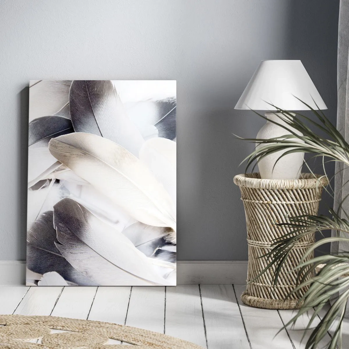 Bild auf Leinwand - Leinwandbild - Nahaufnahme zarter Federn in Weiß- und Grautönen - 50x70cm - Fast engelhaft - Moderne Wanddekoration für Wohnzimmer und Schlafzimmer ARTTOR