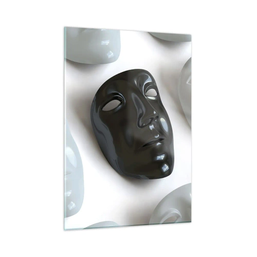 Glasbild - Bild auf glas - Eine schwarz-weiße Maske vor einem Hintergrund aus weißen Masken auf hellem Hintergrund - 50x70cm - Wie hebt man sich ab? - Moderne Wanddekoration für Wohnzimmer und Schlafzimmer ARTTOR