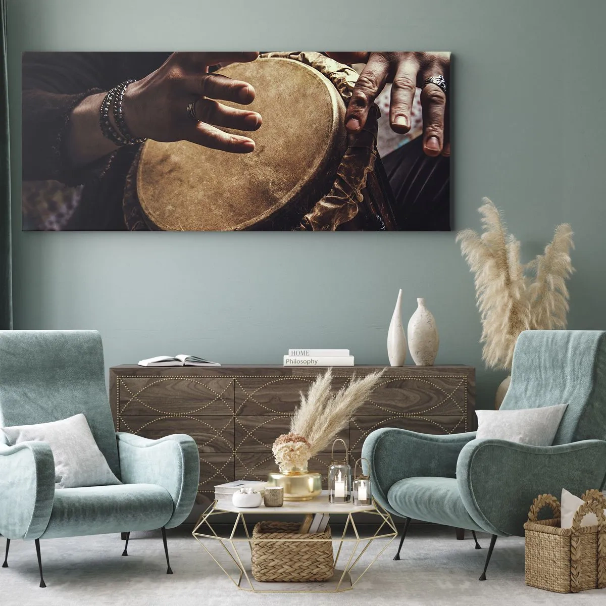 Bild auf Leinwand - Leinwandbild - Hände spielen eine traditionelle Djembe-Trommel - 140x50cm - Im Rhythmus des Herzens - Moderne Wanddekoration für Wohnzimmer und Schlafzimmer ARTTOR