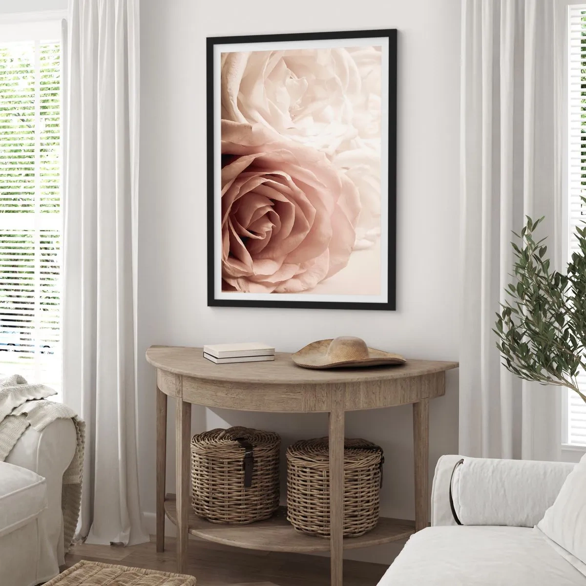 Poster in einem schwarzem Rahmen - Im Herzen der Rose - 30x40 cm