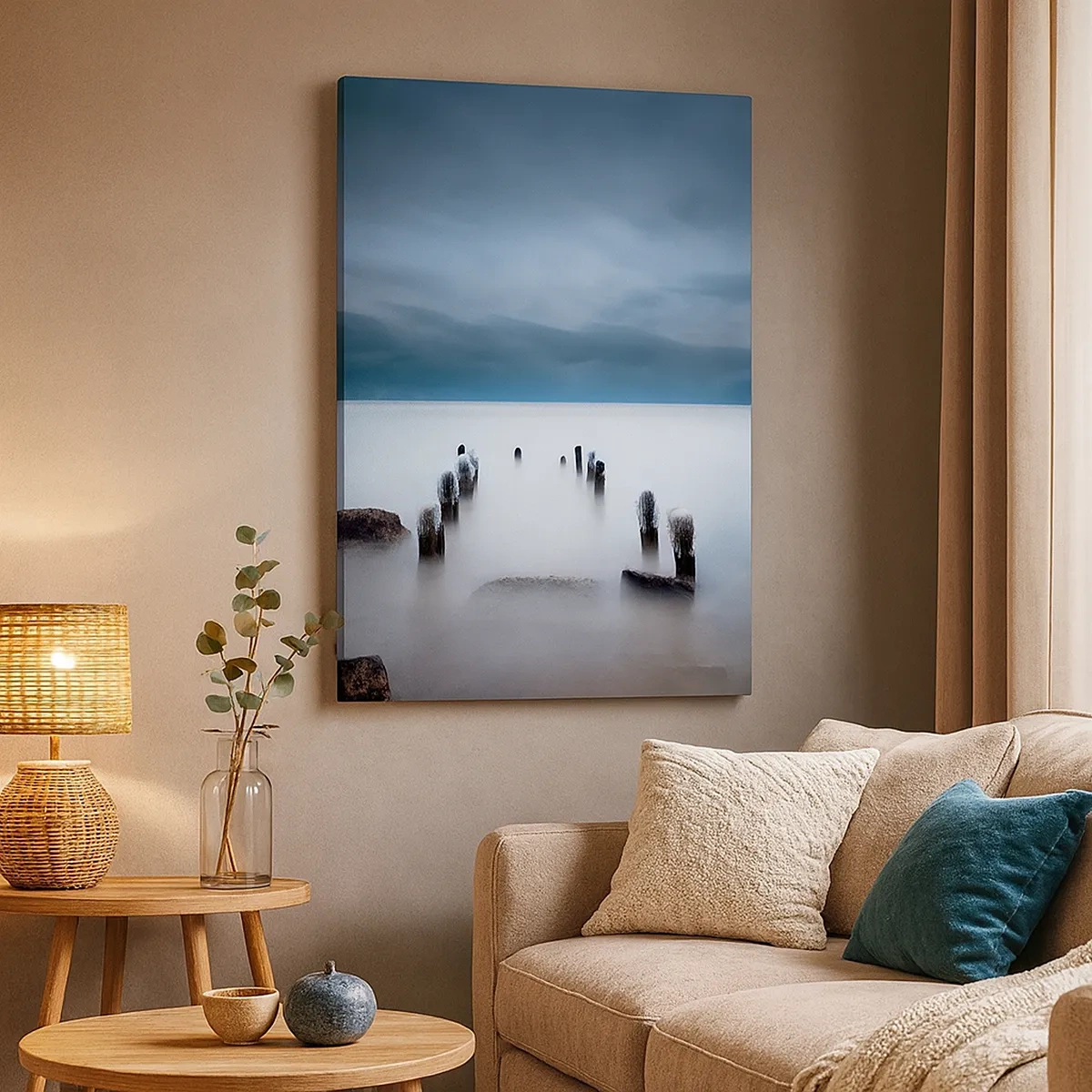 Bild auf Leinwand - Leinwandbild - Der alte Pier vor der Kulisse eines ruhigen Meeres - 50x70cm - Nachdenklicher See - Moderne Wanddekoration für Wohnzimmer und Schlafzimmer ARTTOR