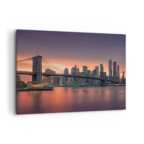 Bild auf Leinwand - Leinwandbild - Nachtpanorama der Stadt mit einer Brücke und einem beleuchteten Himmel - 120x80cm - Eingetaucht in lila Stille - Moderne Wanddekoration für Wohnzimmer und Schlafzimmer ARTTOR