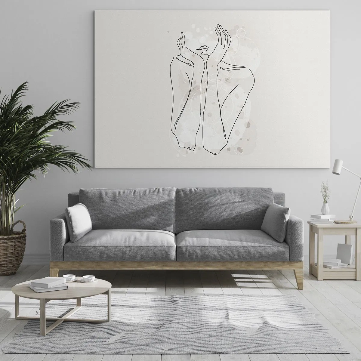 Glasbild - Bild auf glas - Eine minimalistische Skizze der Hände und Lippen einer Frau vor einem beigen Hintergrund. - 120x80cm - Ein träumerischer Moment - Moderne Wanddekoration für Wohnzimmer und Schlafzimmer ARTTOR