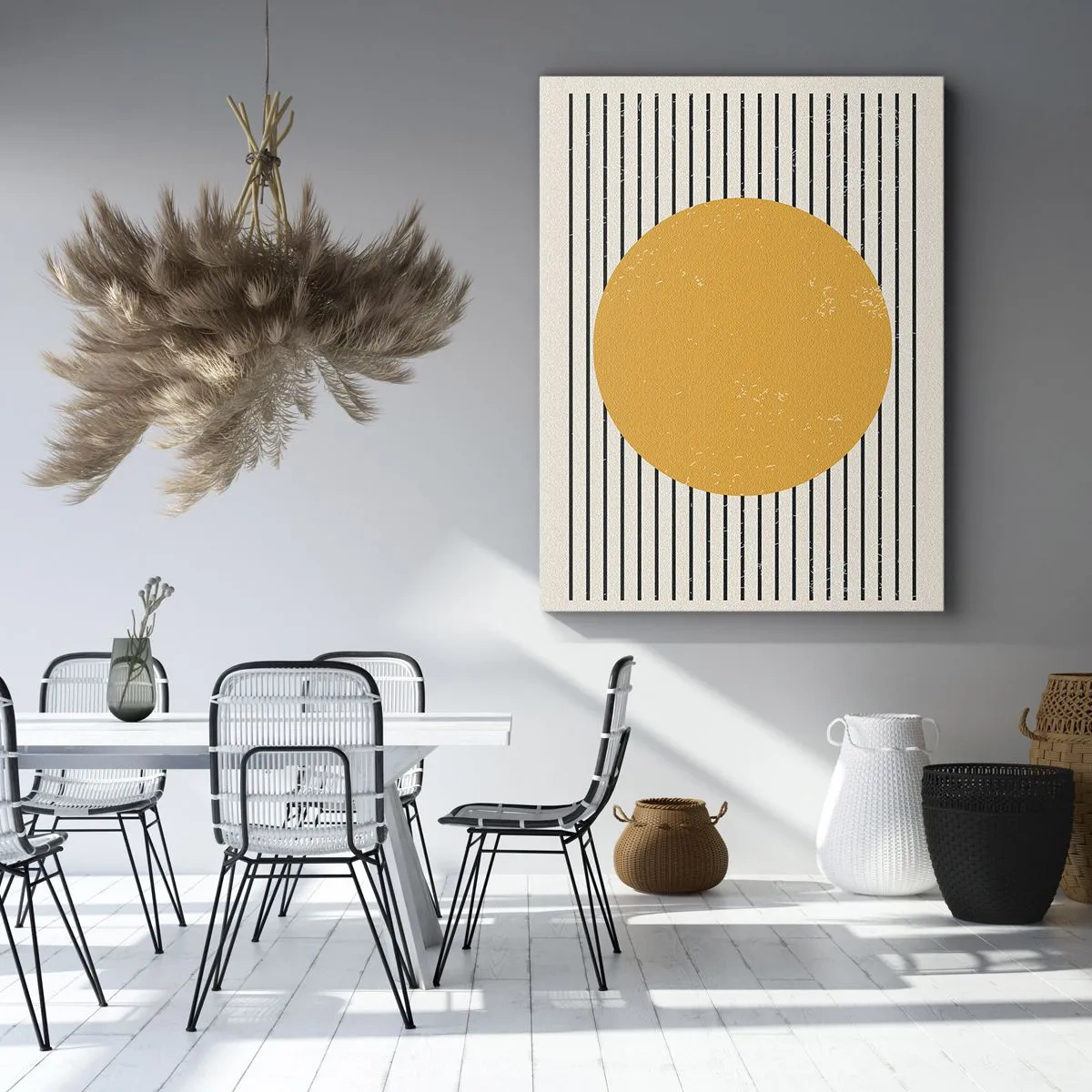 Bild auf Leinwand - Leinwandbild - Ein gelber Kreis auf einem Hintergrund aus schwarzen und weißen horizontalen Linien - 70x100cm - Die Kraft der Einfachheit - Moderne Wanddekoration für Wohnzimmer und Schlafzimmer ARTTOR