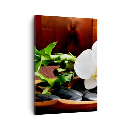 Bild auf Leinwand - Leinwandbild - Weiße Orchidee mit Bambus vor einem Steinhintergrund im Zen-Stil - 50x70cm - Geben Sie sich dem Hauch der Natur hin - Moderne Wanddekoration für Wohnzimmer und Schlafzimmer ARTTOR