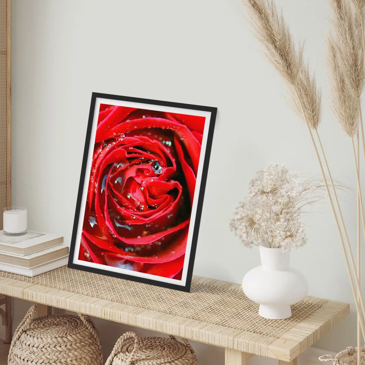 Poster in einem schwarzem Rahmen - In den Tautropfen - 61x91 cm