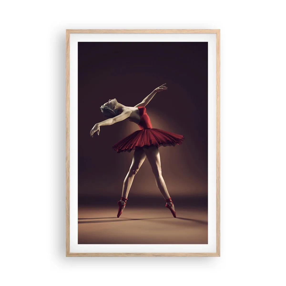 Poster in einem Rahmen aus heller Eiche - Eine Primaballerina - 61x91 cm