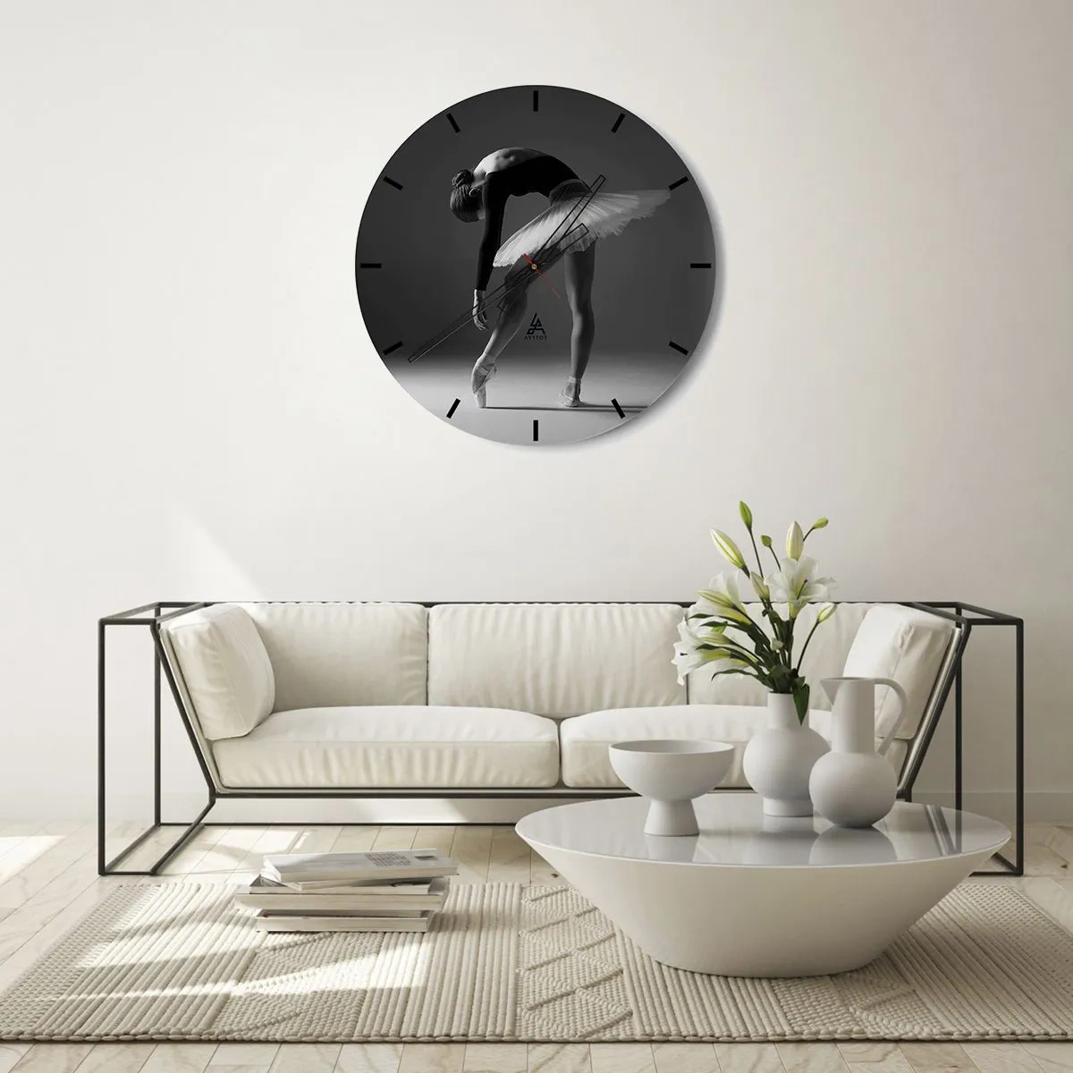 Wanduhr - Glasuhr - Bella Ballerina - 30x30 cm