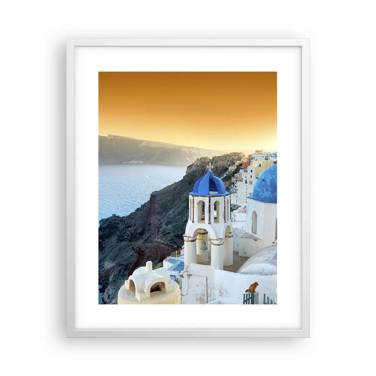 Poster in einem weißen Rahmen - Santorini - an die Felsen gekuschelt - 40x50 cm