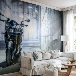 Fototapete Premium Sand - Ein modernes Motorrad im industriellen Interieur - 100x70cm - Bevor der Motor brummt - Moderne Wanddekoration für Wohnzimmer und Schlafzimmer ARTTOR