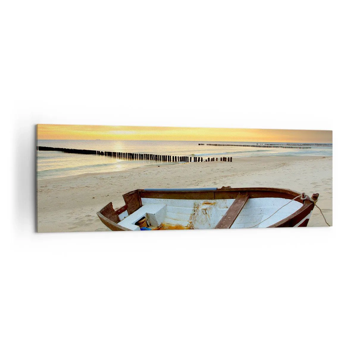 Bild auf Leinwand - Leinwandbild - Ein Boot an einem Sandstrand bei Sonnenuntergang - 160x50cm - Es gibt keine schöneren Strände - Moderne Wanddekoration für Wohnzimmer und Schlafzimmer ARTTOR