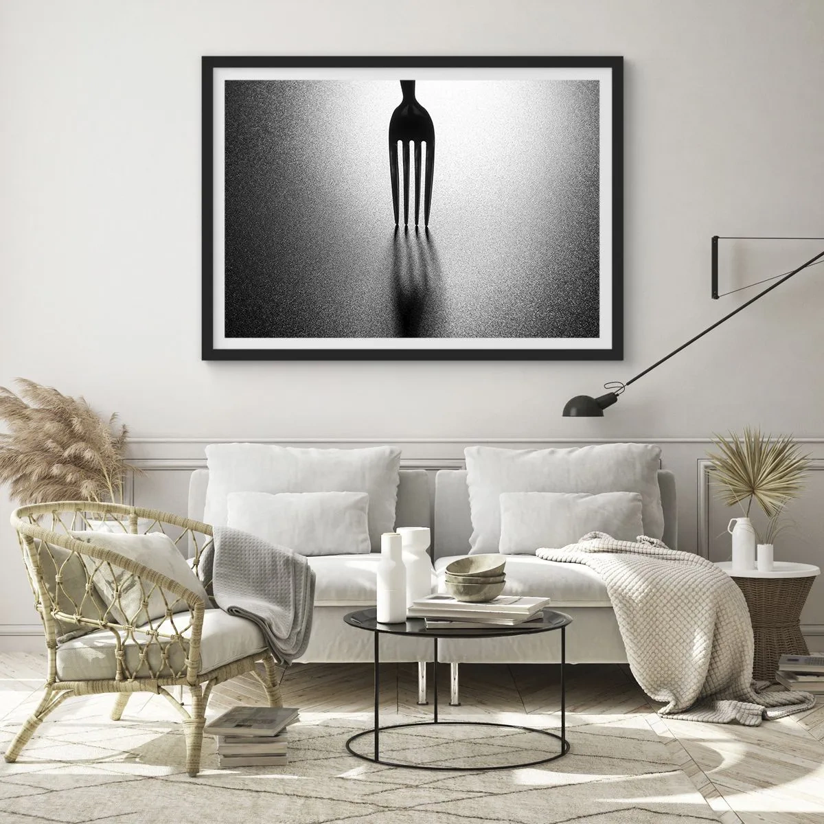 Poster in einem schwarzem Rahmen - Eine minimalistische Interpretation einer Gabel in Schwarzweiß mit Schattenspiel. - 70x50cm - Licht und Schatten - Moderne Wanddekoration für Wohnzimmer und Schlafzimmer ARTTOR