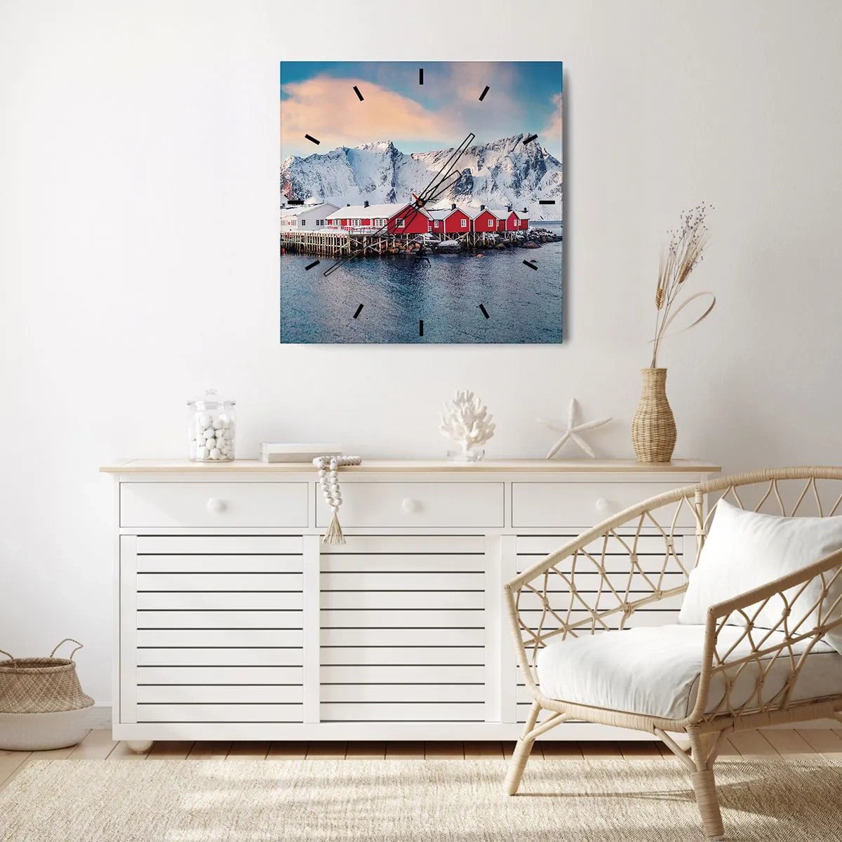 Wanduhr - Glasuhr - Rote Häuser vor dem Hintergrund schneebedeckter Berge und des blauen Meeres - 30x30cm - Nördlicher Rückzug - Moderne Wanddekoration für Wohnzimmer und Schlafzimmer ARTTOR