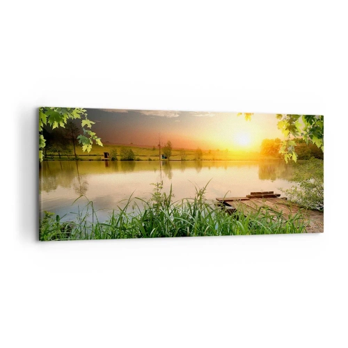 Bild auf Leinwand - Leinwandbild - Grüne Landschaft mit einem See bei Sonnenuntergang - 120x50cm - Landschaft in einem grünen Rahmen - Moderne Wanddekoration für Wohnzimmer und Schlafzimmer ARTTOR