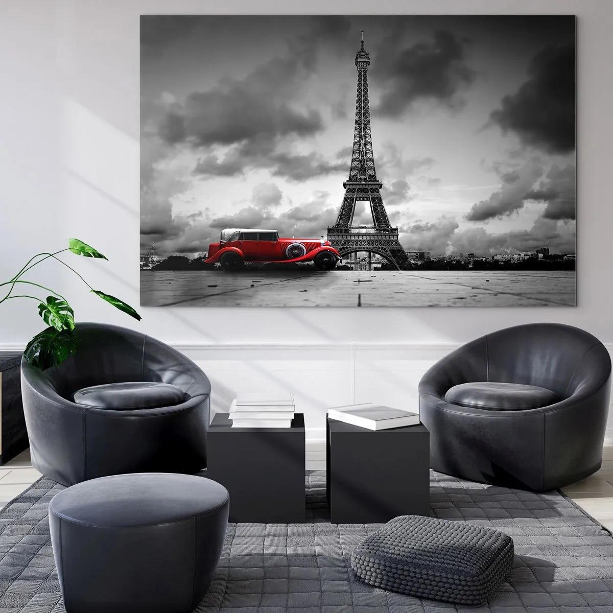 Glasbild - Bild auf glas - Ein rotes Retro-Auto mit dem Eiffelturm im Hintergrund in einer schwarz-weißen Umgebung. - 120x80cm - Vor nicht allzu langer Zeit in Paris - Moderne Wanddekoration für Wohnzimmer und Schlafzimmer ARTTOR