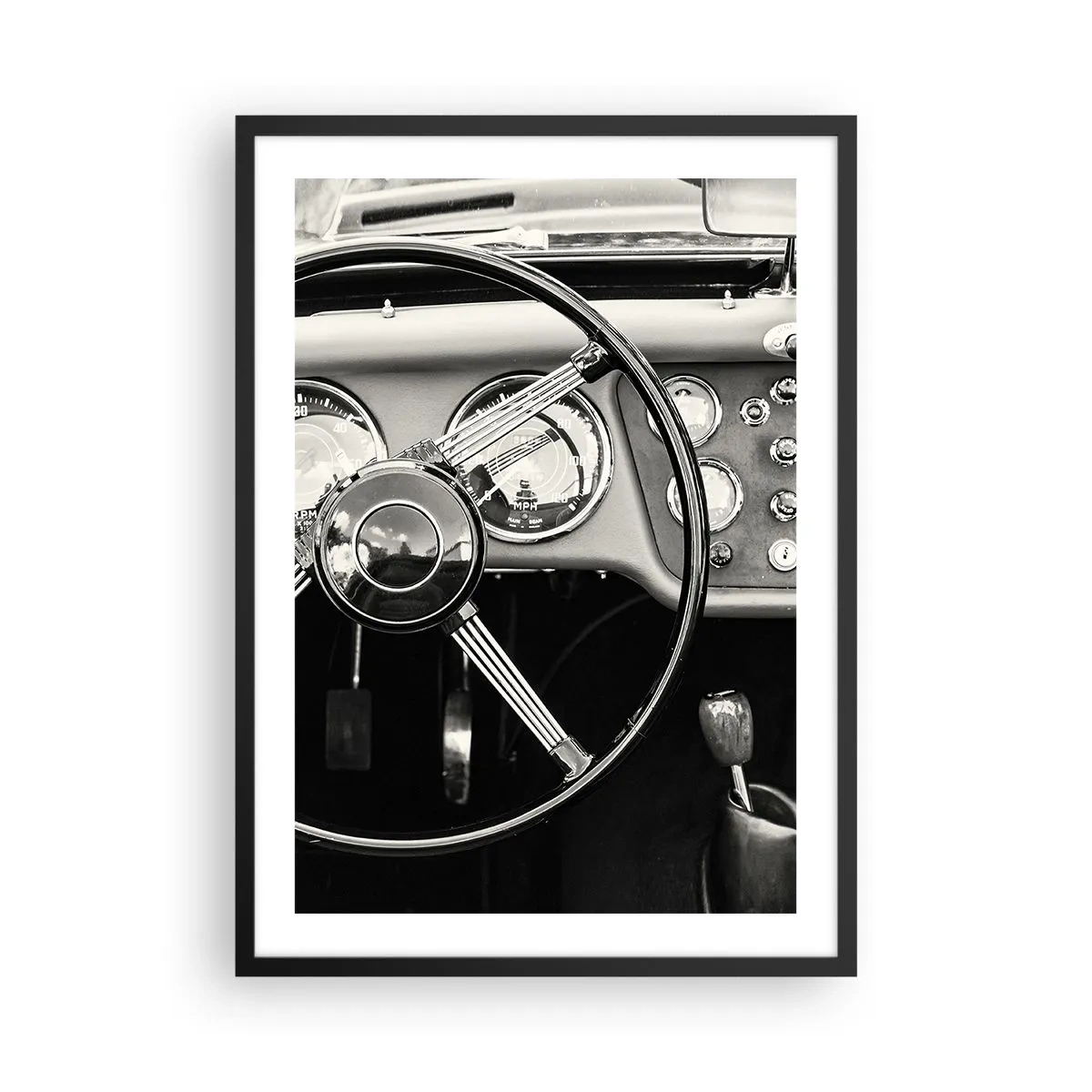 Poster in einem schwarzem Rahmen - Der Innenraum eines Oldtimers im monochromen Stil - 50x70cm - Ein Sammlertraum - Moderne Wanddekoration für Wohnzimmer und Schlafzimmer ARTTOR
