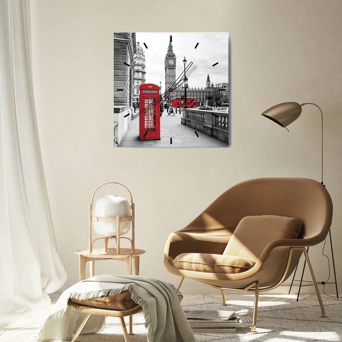 Wanduhr - Glasuhr - Eine rote Telefonzelle mit Big Ben im Hintergrund in London - 30x30cm - London, ohne Zweifel - Moderne Wanddekoration für Wohnzimmer und Schlafzimmer ARTTOR