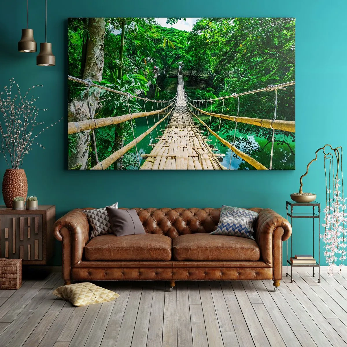Bild auf Leinwand - Leinwandbild - Eine hängende Bambusbrücke, umgeben von Grün - 70x50cm - Monkey Bridge über das Grün - Moderne Wanddekoration für Wohnzimmer und Schlafzimmer ARTTOR