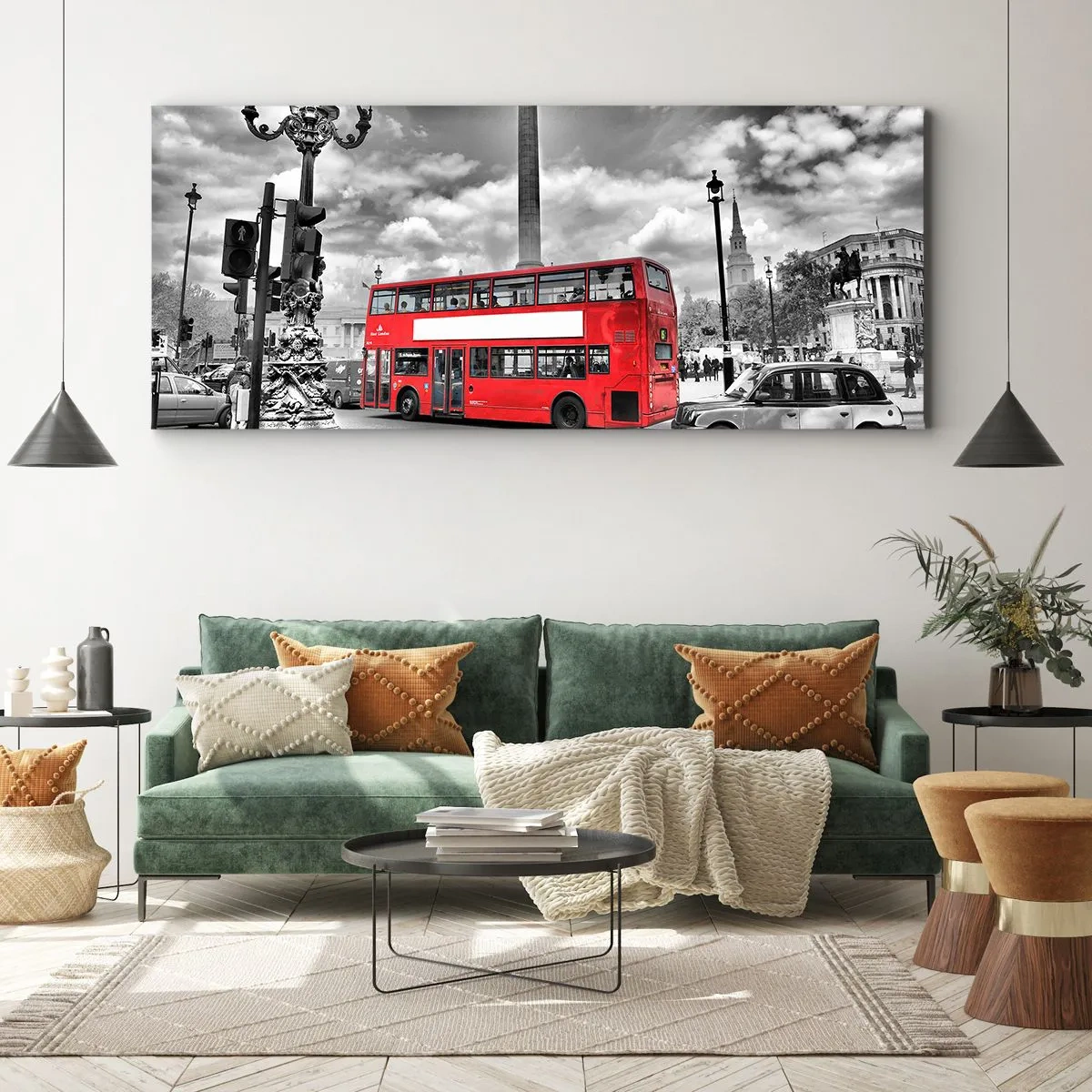 Bild auf Leinwand - Leinwandbild - Ein roter Doppeldeckerbus vor einer schwarz-weißen Stadtkulisse - 120x50cm - Der wahre Blutkreislauf der Stadt - Moderne Wanddekoration für Wohnzimmer und Schlafzimmer ARTTOR