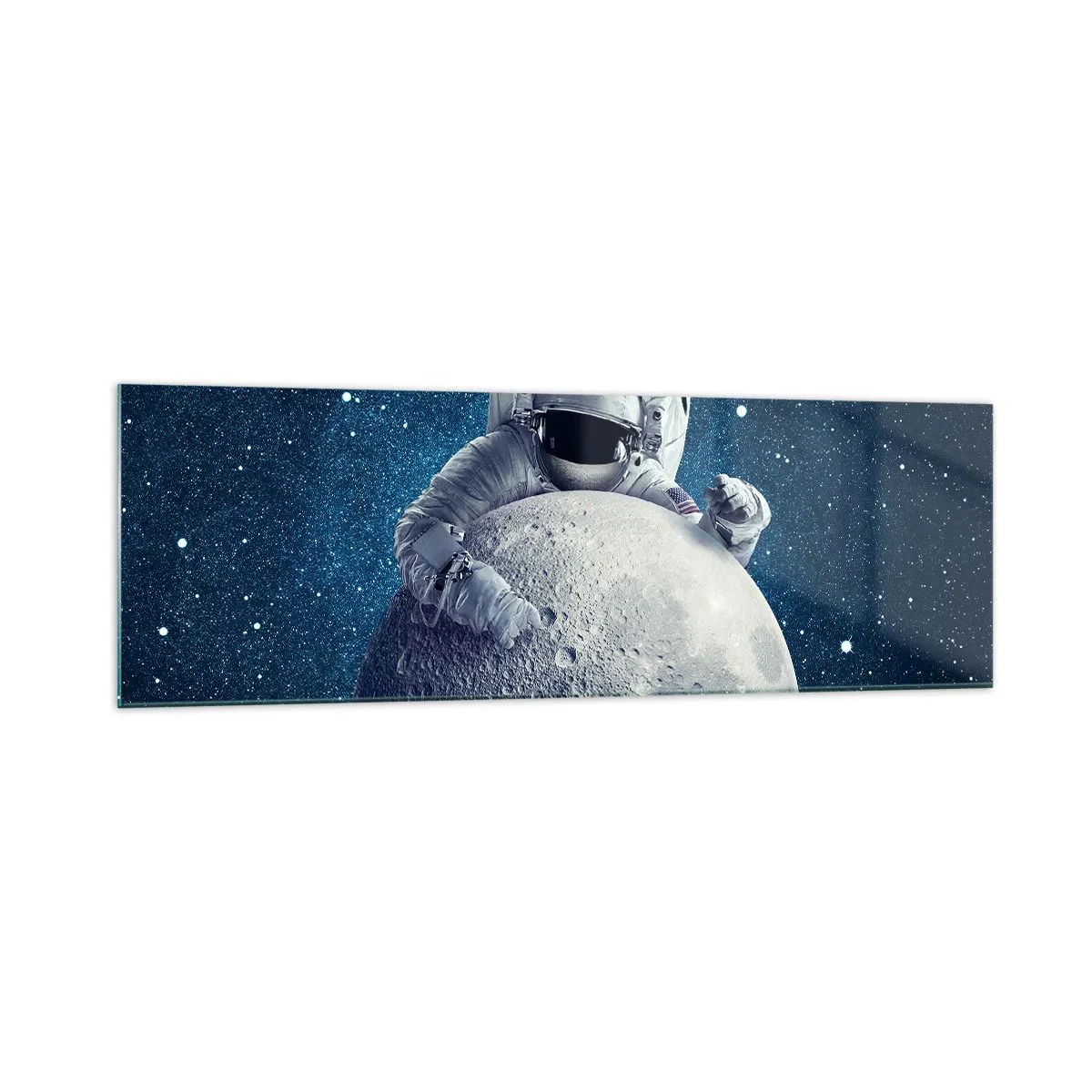 Glasbild - Bild auf glas - Astronaut hält den Mond vor einem Sternenhimmel - 160x50cm - Weltraumjoker - Moderne Wanddekoration für Wohnzimmer und Schlafzimmer ARTTOR