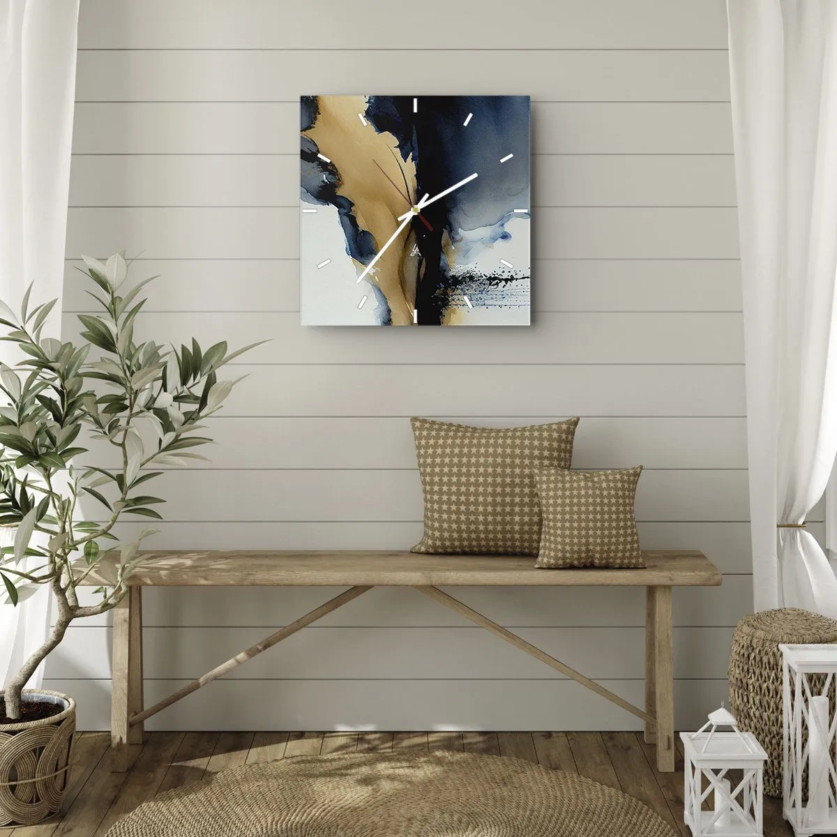 Wanduhr - Glasuhr - Eine abstrakte Komposition in Marineblau- und Goldtönen - 30x30cm - Hinter dem Vorhang - Moderne Wanddekoration für Wohnzimmer und Schlafzimmer ARTTOR