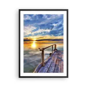 Poster in einem schwarzem Rahmen - Holzsteg über dem See bei Sonnenuntergang - 50x70cm - Der Wind geht zur Ruhe - Moderne Wanddekoration für Wohnzimmer und Schlafzimmer ARTTOR