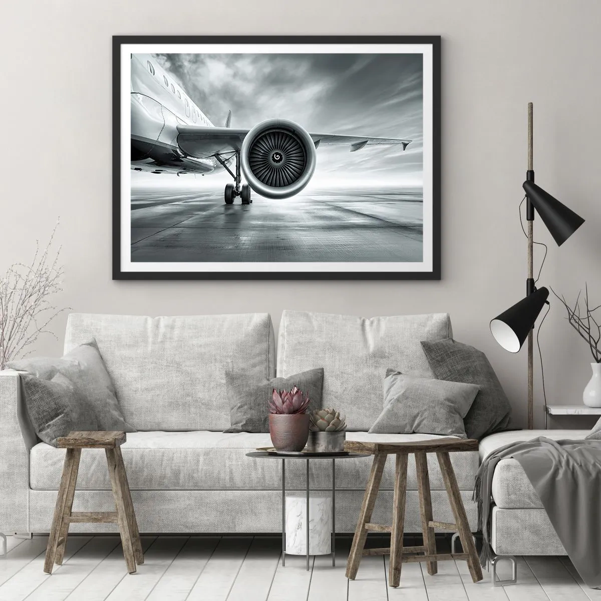 Poster in einem schwarzem Rahmen - Das Düsentriebwerk eines Flugzeugs auf dem Rollfeld - 100x70cm - Die Macht ist da! - Moderne Wanddekoration für Wohnzimmer und Schlafzimmer ARTTOR