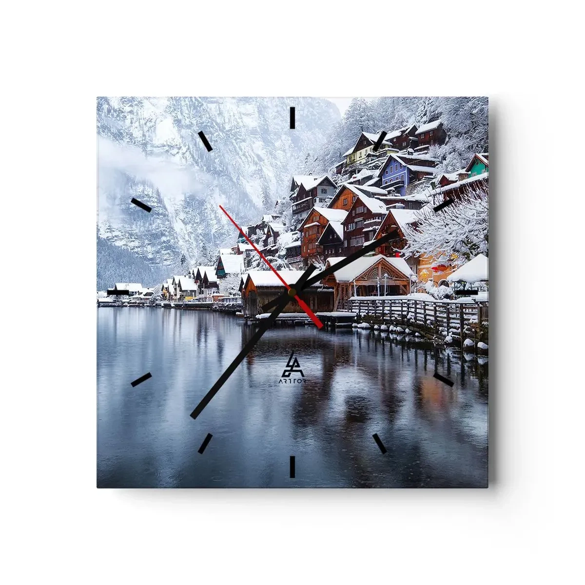 Wanduhr - Glasuhr - Winteransicht eines Bergdorfes am See - 30x30cm - In winterlicher Dekoration - Moderne Wanddekoration für Wohnzimmer und Schlafzimmer ARTTOR