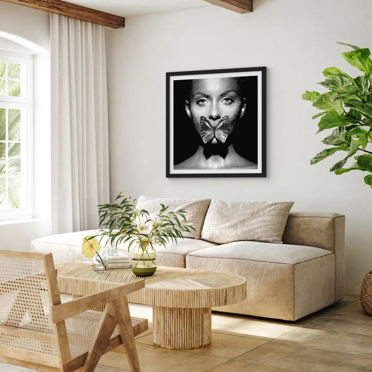 Poster in einem schwarzem Rahmen - Schmetterlingskuss - 60x60 cm