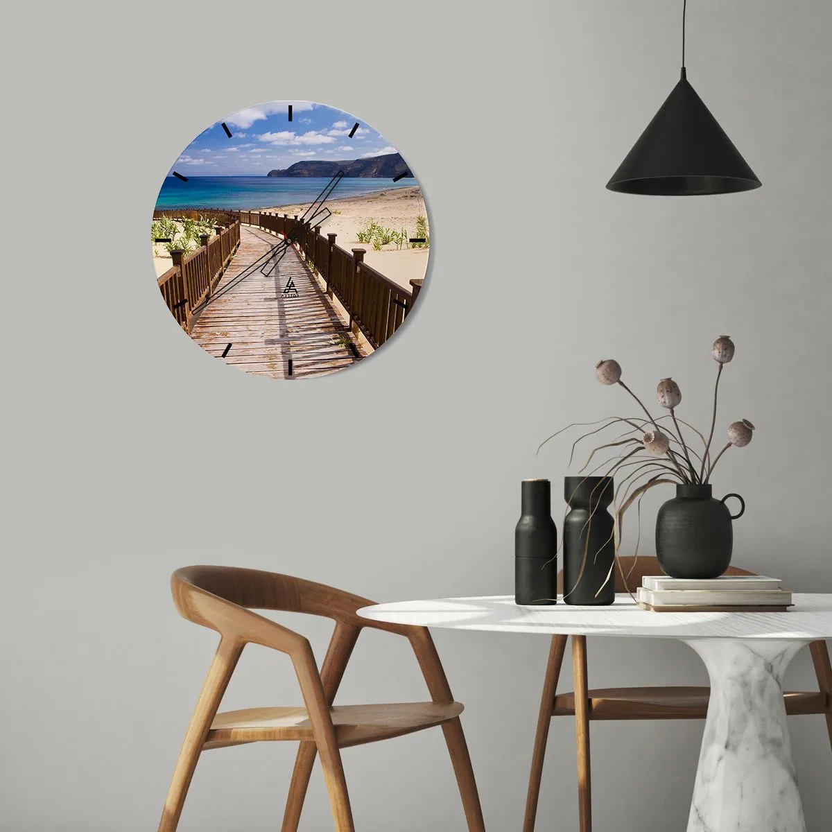 Wanduhr - Glasuhr - Eine hölzerne Fußgängerbrücke, die zum Strand am blauen Meer führt - 30x30cm - Bring mich zu den glücklichen Inseln - Moderne Wanddekoration für Wohnzimmer, Küche und Schlafzimmer ARTTOR
