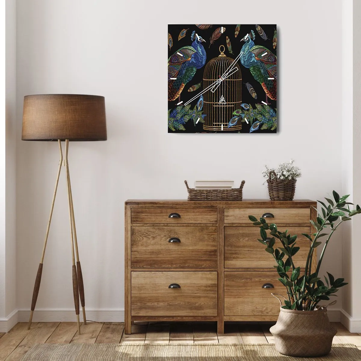 Wanduhr - Glasuhr - Pfauen neben einem goldenen Käfig auf schwarzem Hintergrund - 30x30cm - In königlichen Gewändern - Moderne Wanddekoration für Wohnzimmer und Schlafzimmer ARTTOR