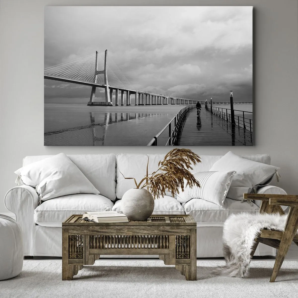 Bild auf Leinwand - Leinwandbild - Eine Hängebrücke über dem Wasser in Schwarz und Weiß - 70x50cm - Jedem das Verdiente - Moderne Wanddekoration für Wohnzimmer und Schlafzimmer ARTTOR