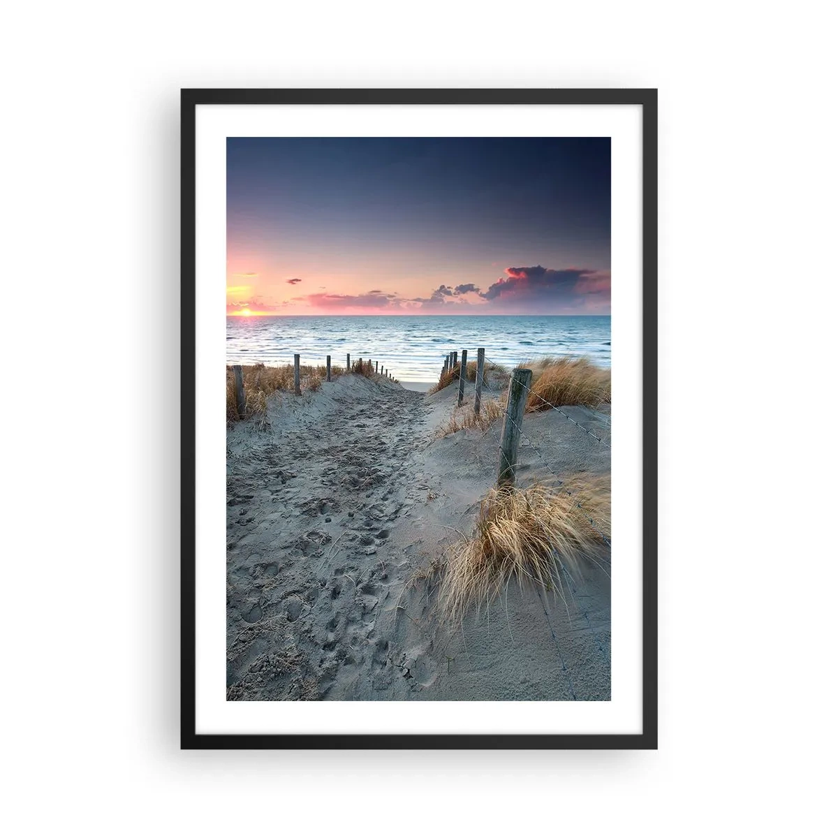 Poster in einem schwarzem Rahmen - Strandweg bei Sonnenuntergang mit Meerblick - 50x70cm - Du hast einen Regenbogen aus strahlendem Licht verschüttet ... - Moderne Wanddekoration für Wohnzimmer und Schlafzimmer ARTTOR