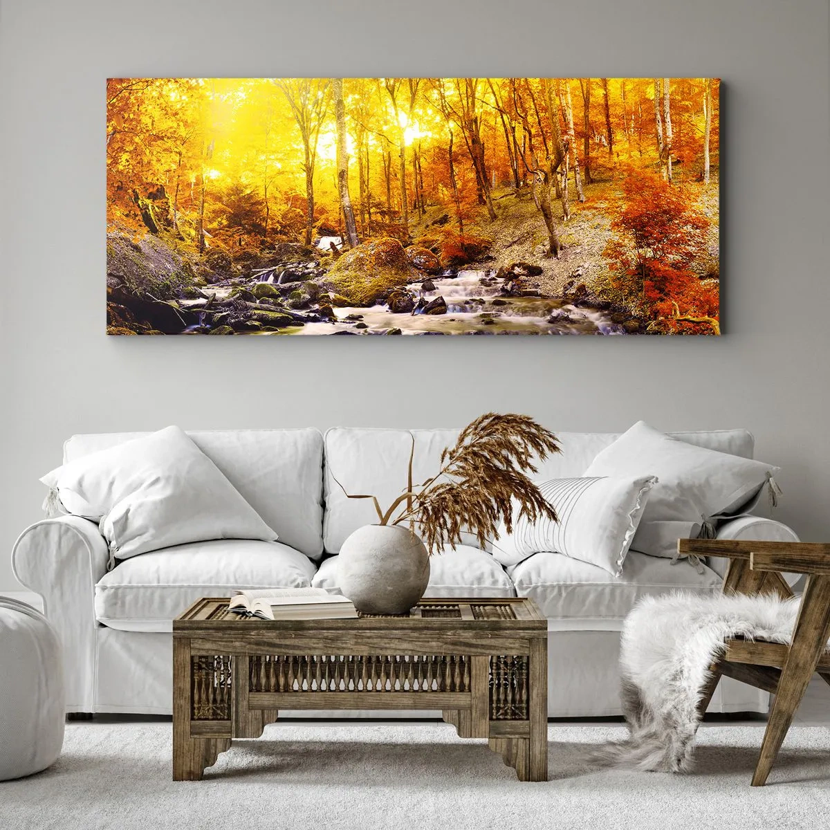 Bild auf Leinwand - Leinwandbild - Herbstwald mit einem Bach zwischen goldenen Blättern - 140x50cm - In Gold und Platin gefasste Steine - Moderne Wanddekoration für Wohnzimmer und Schlafzimmer ARTTOR