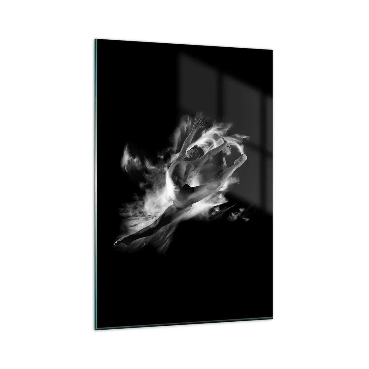 Glasbild - Bild auf glas - Eine Tänzerin in dynamischer Pose vor schwarzem Hintergrund - 80x120cm - Im Flug hängen geblieben - Moderne Wanddekoration für Wohnzimmer und Schlafzimmer ARTTOR