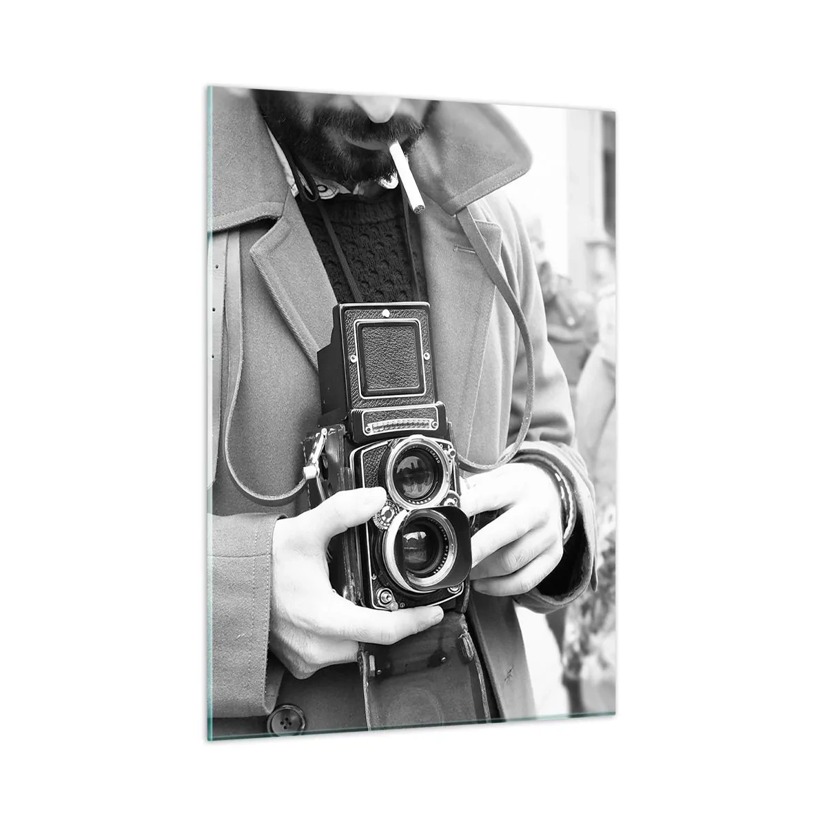 Glasbild - Bild auf glas - Schwarz-Weiß-Foto eines Mannes mit einer analogen Kamera - 50x70cm - Retro-Stil - Moderne Wanddekoration für Wohnzimmer und Schlafzimmer ARTTOR