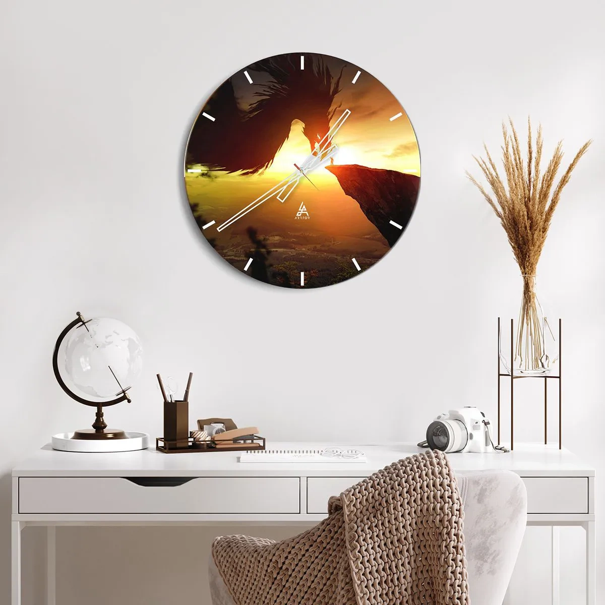 Wanduhr - Glasuhr - Drachentöter - 30x30 cm